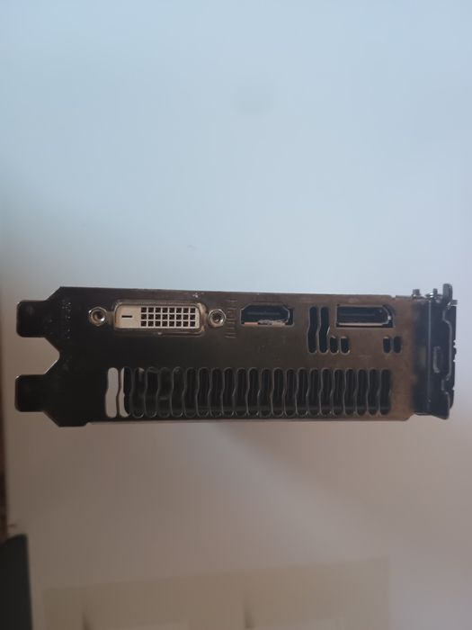 Vând placă video RX 570
