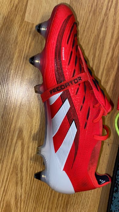 Vând ghete adidas predator elite intacte marimea 41