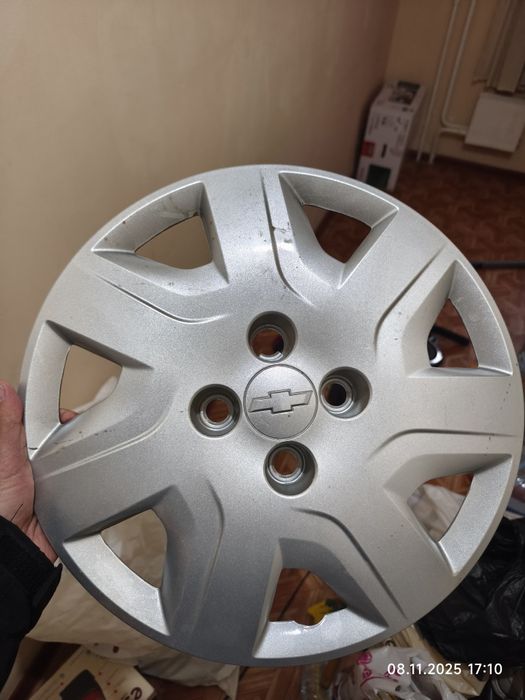 Колпаки от Шевроле кобальт