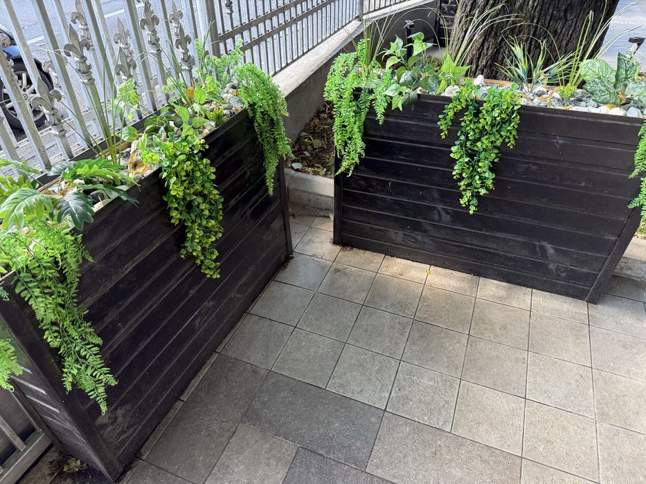 Jardiniere echipate