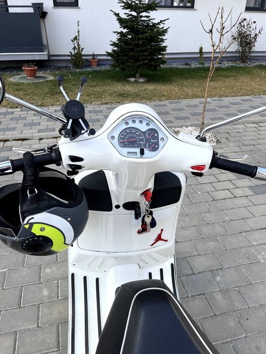 Vespa GTS 300 Super