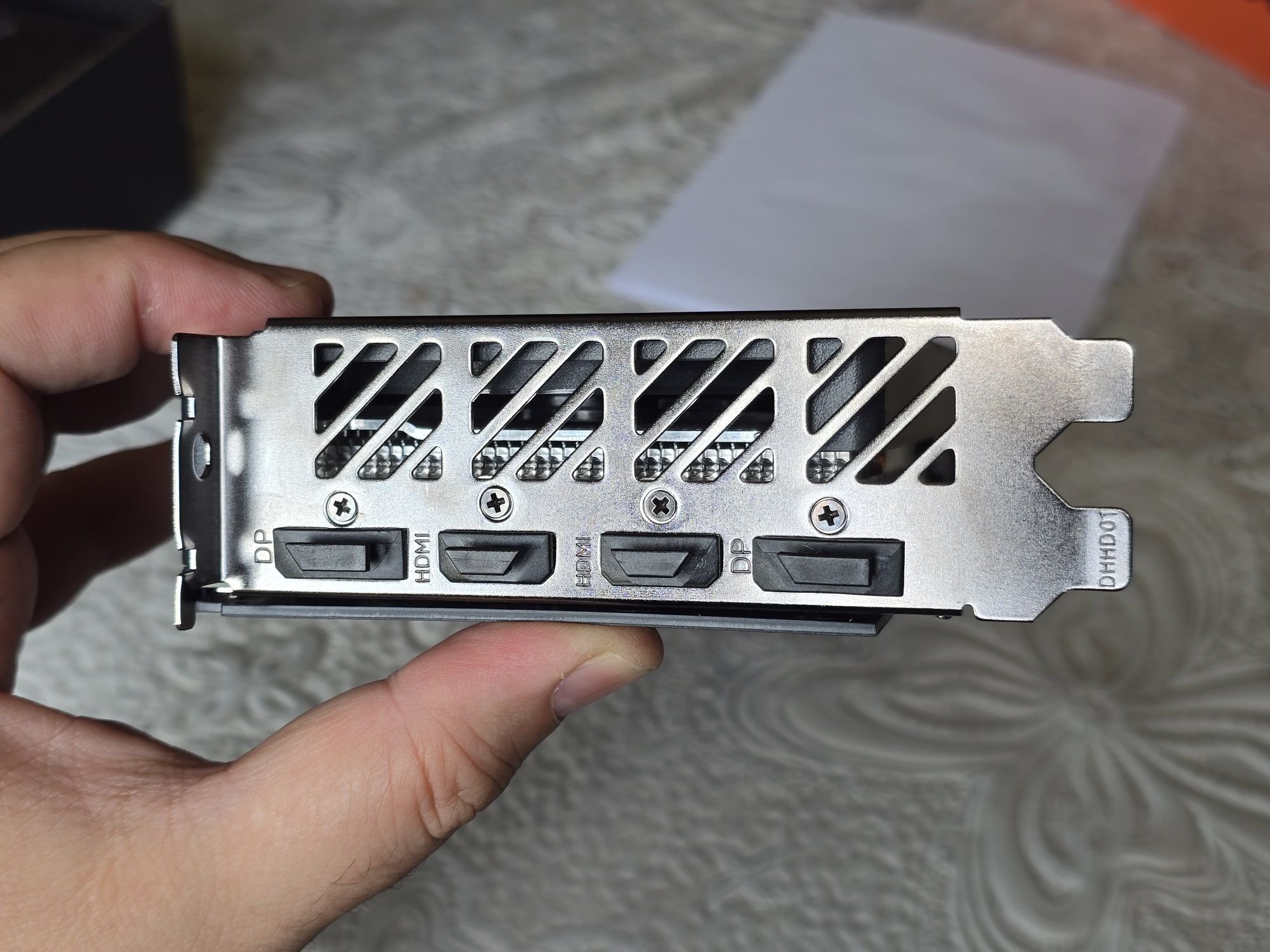 Placa video Gigabyte RTX 4060 Eagle OC, 8 GB, 128 bit, garantie 2028