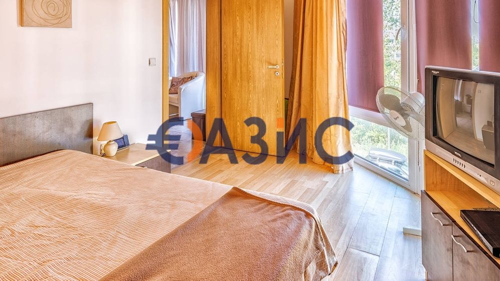 Продава се Двустаен апартамент в к.к. Слънчев бряг - 55 кв.м за 1046 €/кв.м - Снимка #3