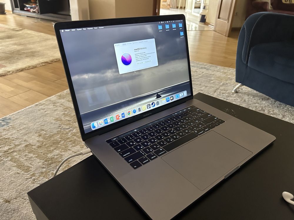 macbook pro, 256гб, 15 дюймов