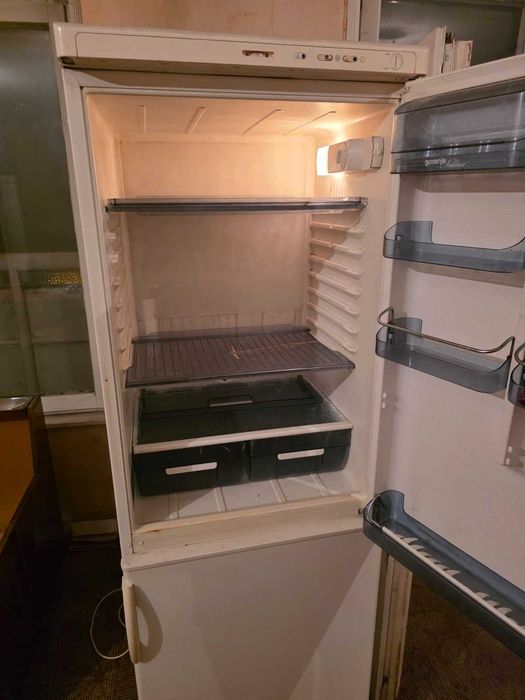 Хладилник с фризер Gorenje