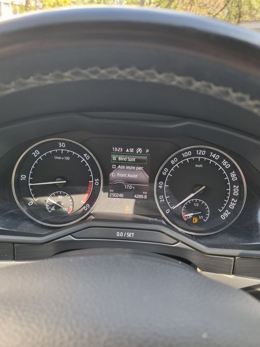 Skoda Superb FULL OPTION