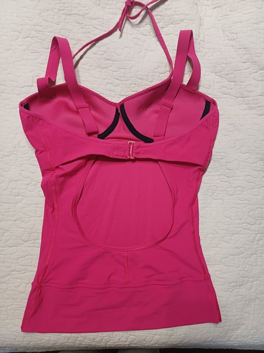 Бюстие Nike,S размер