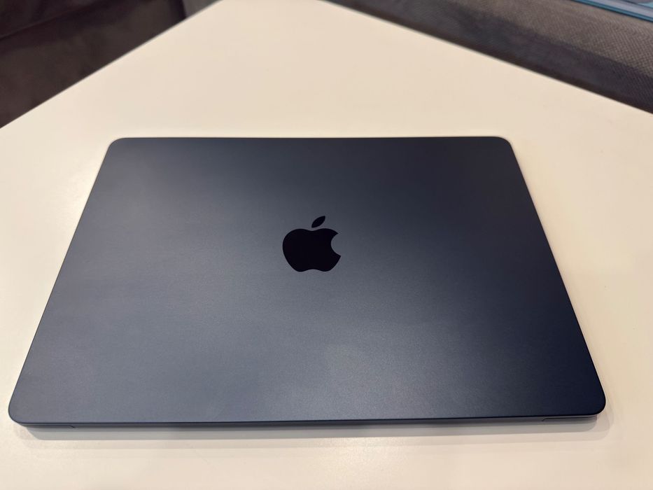 Macbook AiR 13 M2  8/128 Midnight Blue 2022 100% батерия, Гаранционен