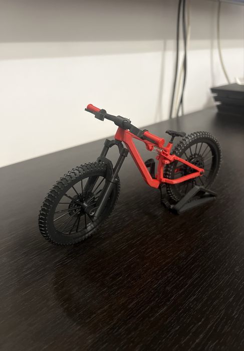Miniatură Mountain Bike