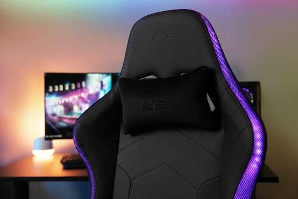 Игровое кресло 2E GAMING OGAMA RGB