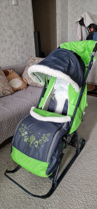 Коляска санки теплая