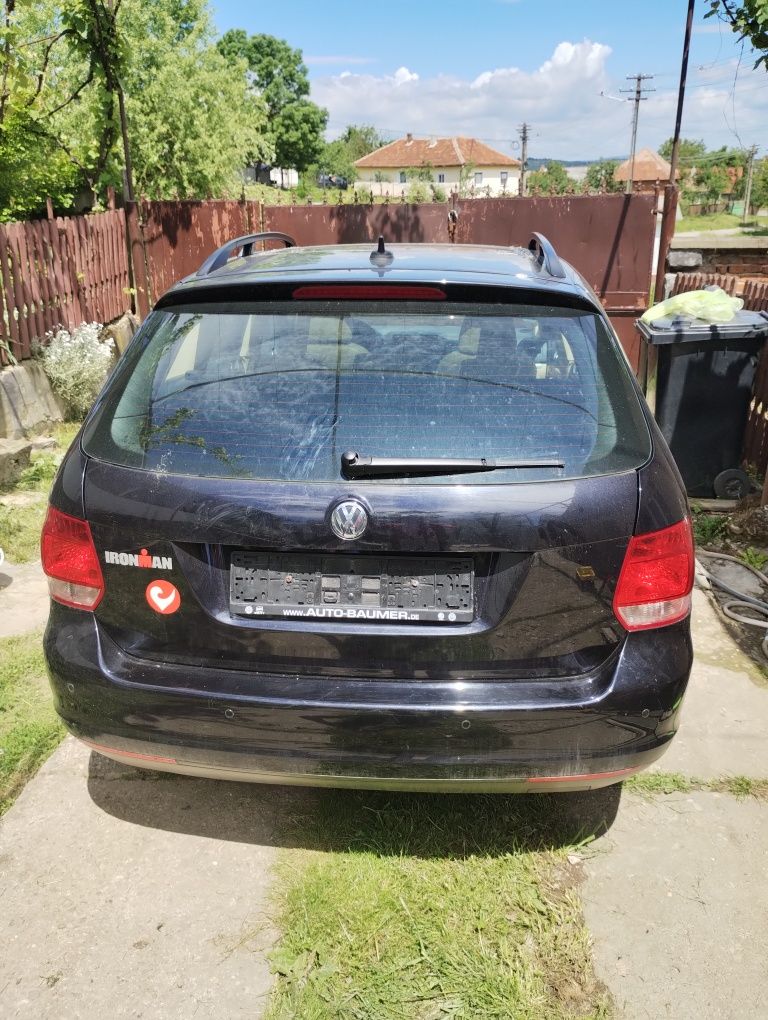 Vând golf 5 1.9 bse