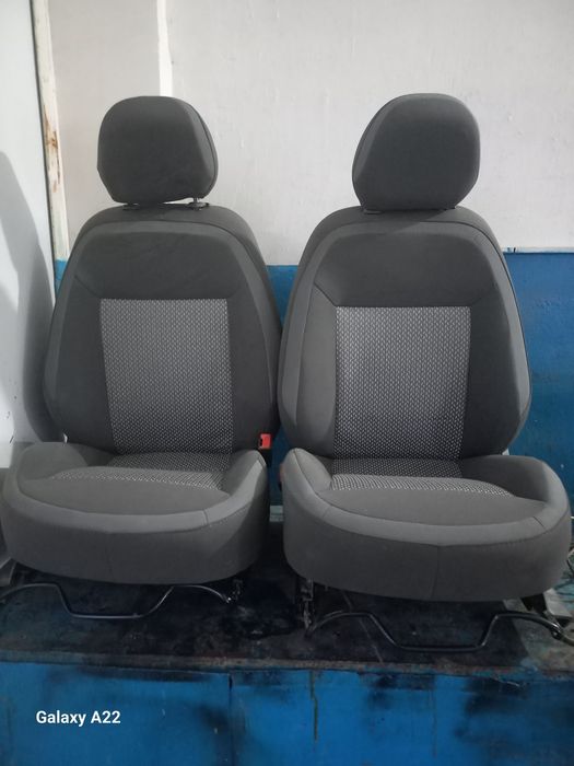 Кобилт Сидения янги масла