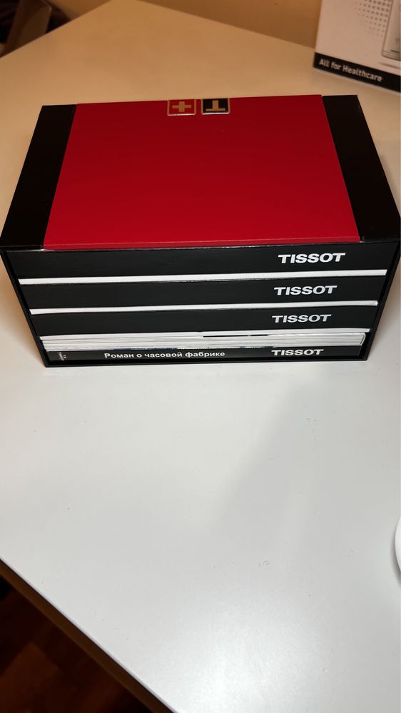 Продам новые часы TISSOT (мужские)