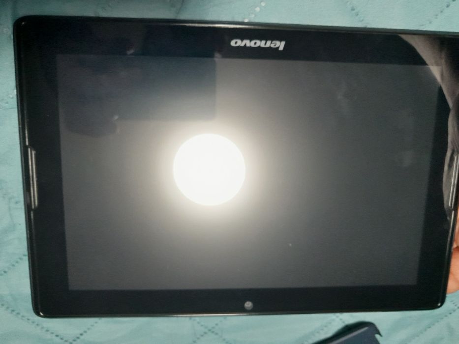 Vand tableta Lenovo A7600F defecta