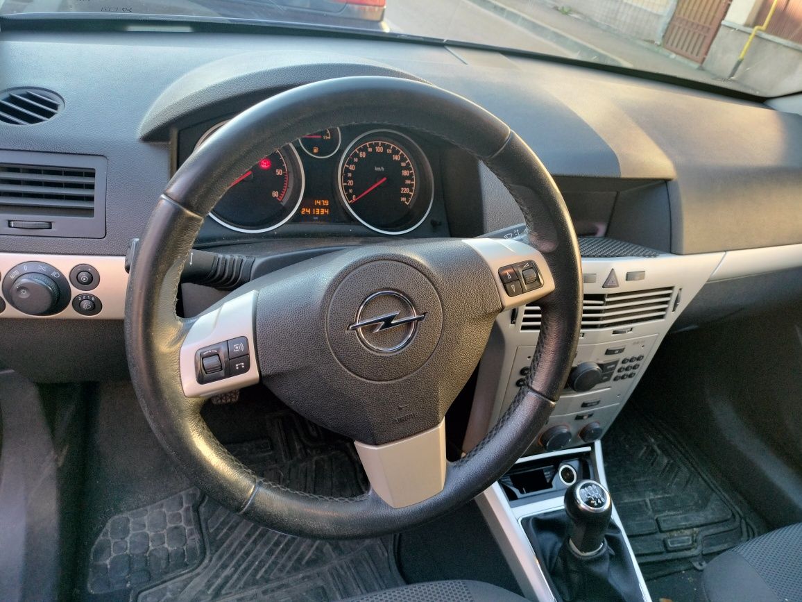 Opel Astra H An 2007