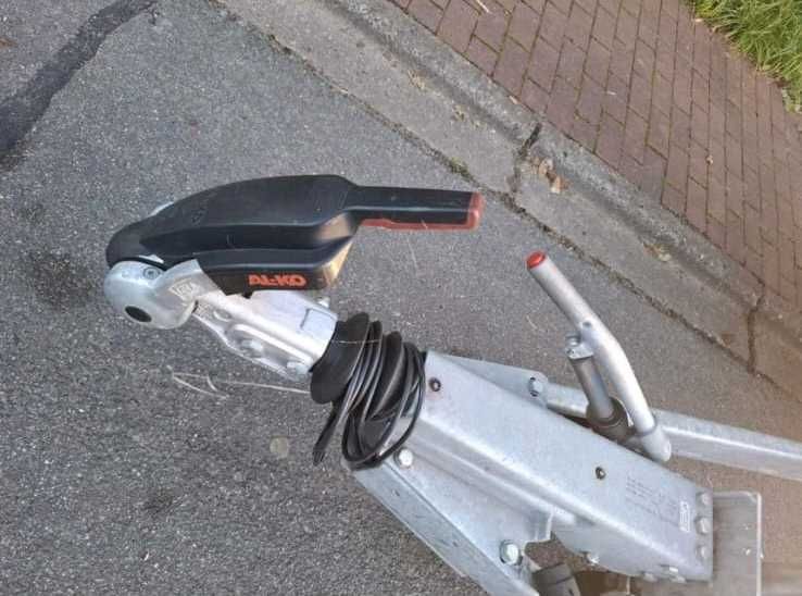 Remorca an 2024 Platforma auto 3 axe platou 8 m 2 masini max aut. 3.5t