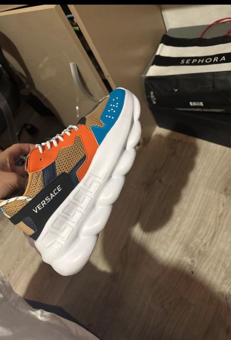 Versace Chain Reaction