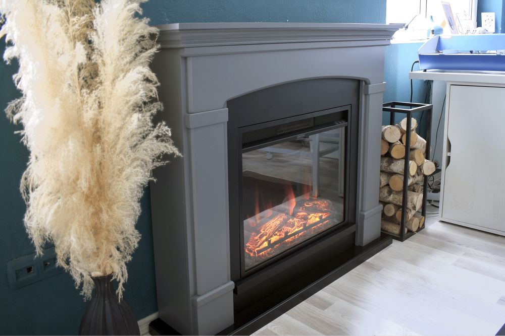 Semineu electric TAGU Helmi, cu focar electric inclus