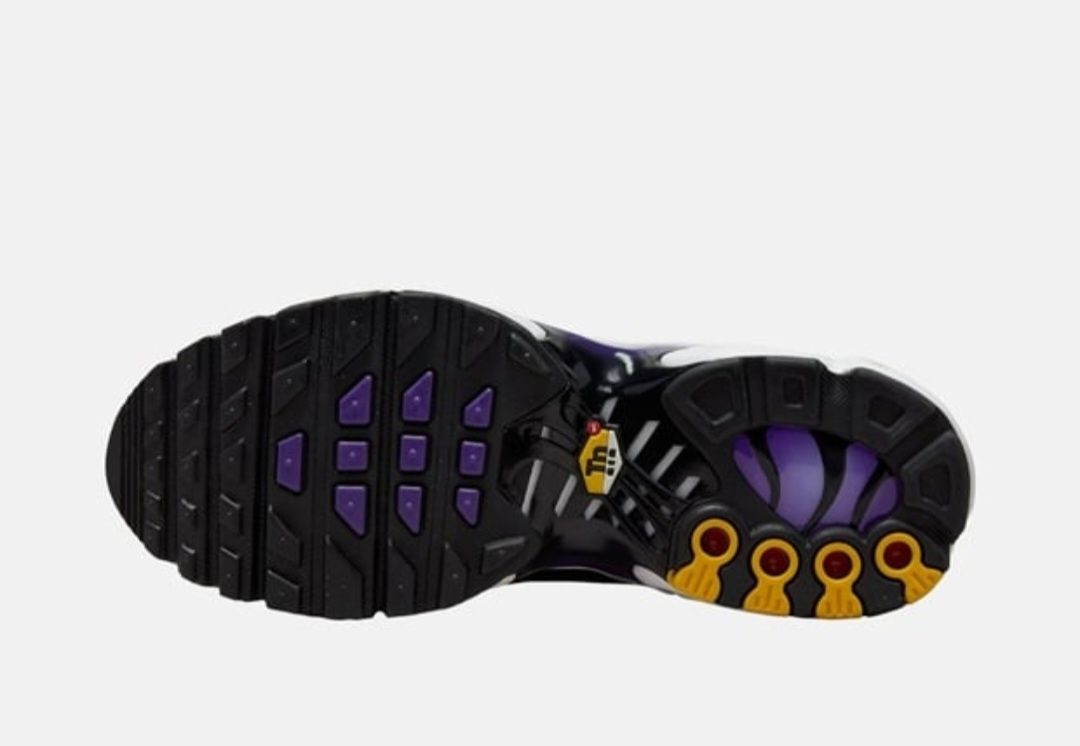 Маратонки Nike Air Max Plus номер 38 подходящи за дами и деца