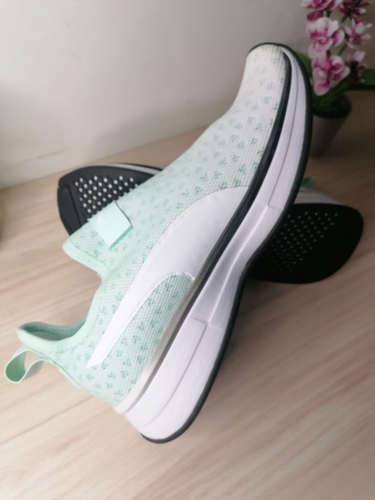 Маратонки Puma Selena Gomez млечно зелено 36 номер нови