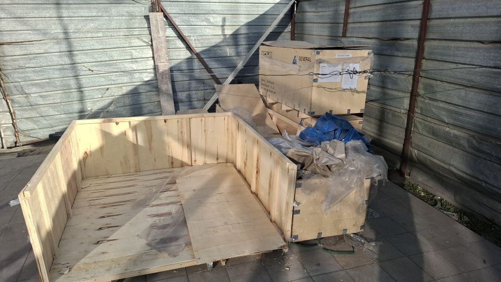 Дрова, ящик деревянный