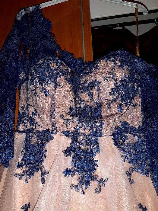 Vand rochie gala