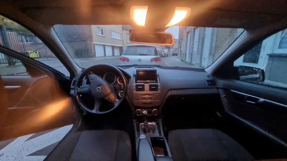 Mercedes-Benz C 180 2.2CDI