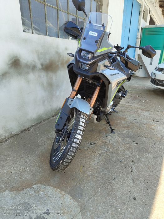 Motocicleta CF Moto 450 MT