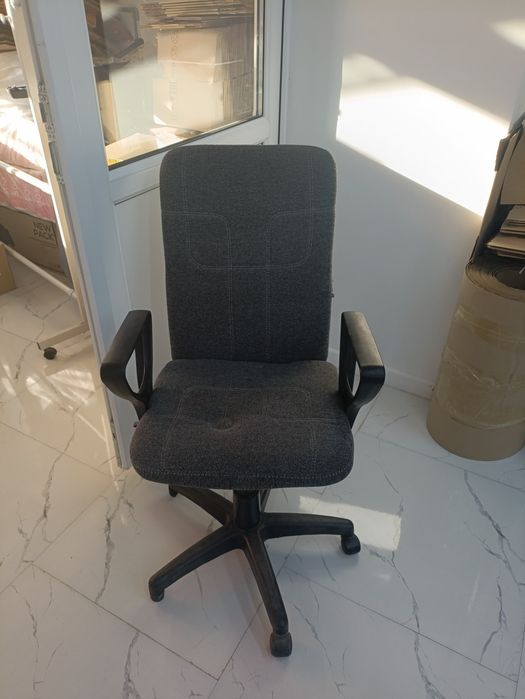 Продам кресло 3 шт срочно