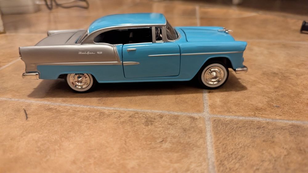 Macheta Chevrolet Bel Air 1955 1:24