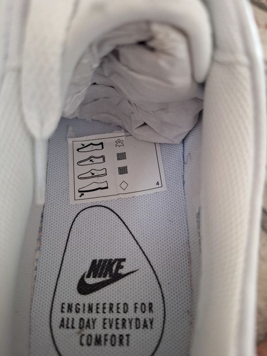 Adidasi Nike air force 1 noi 40 pilele