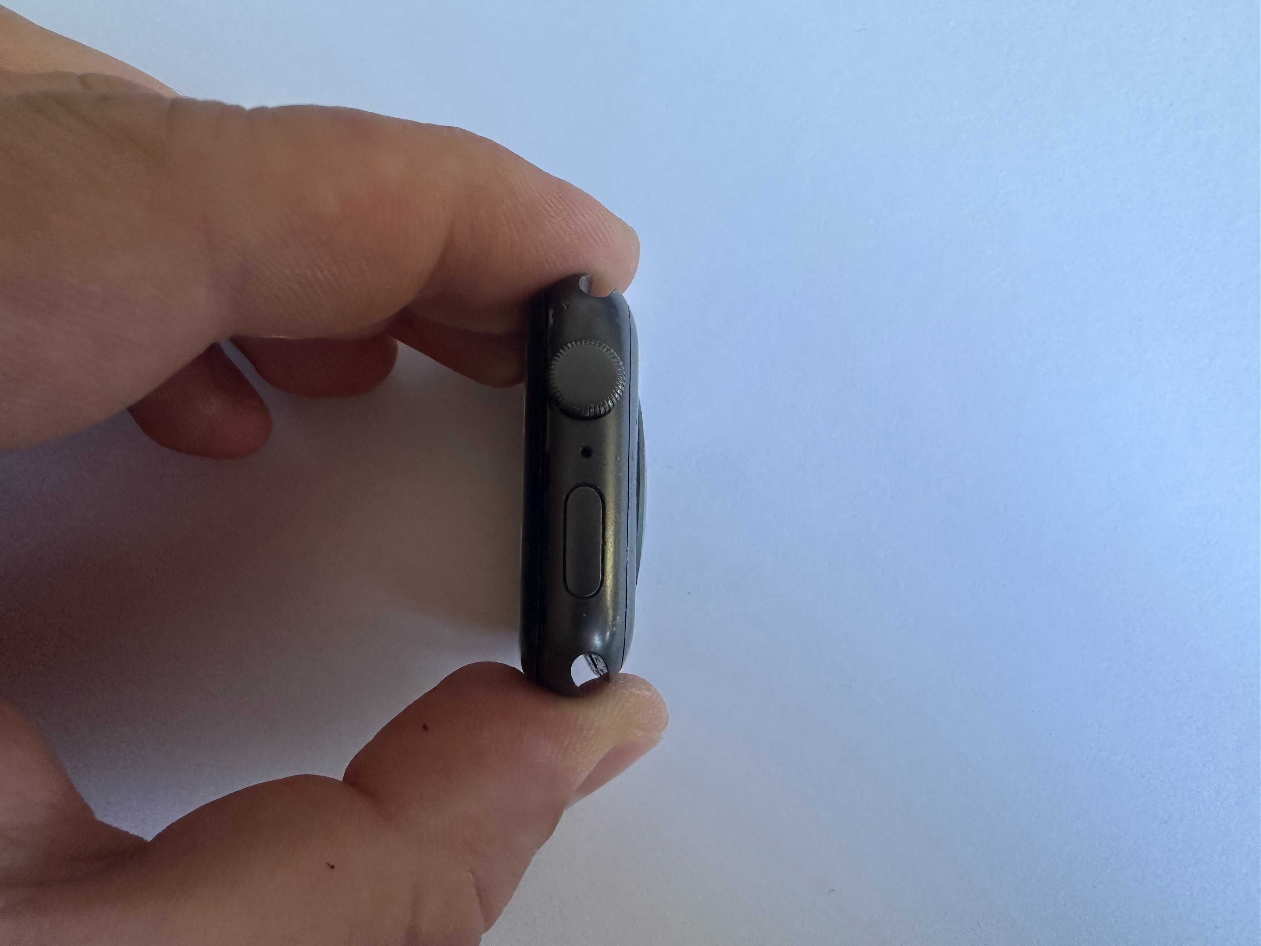 Apple Watch SE 44 mm - GPS - Space Gray - A2352