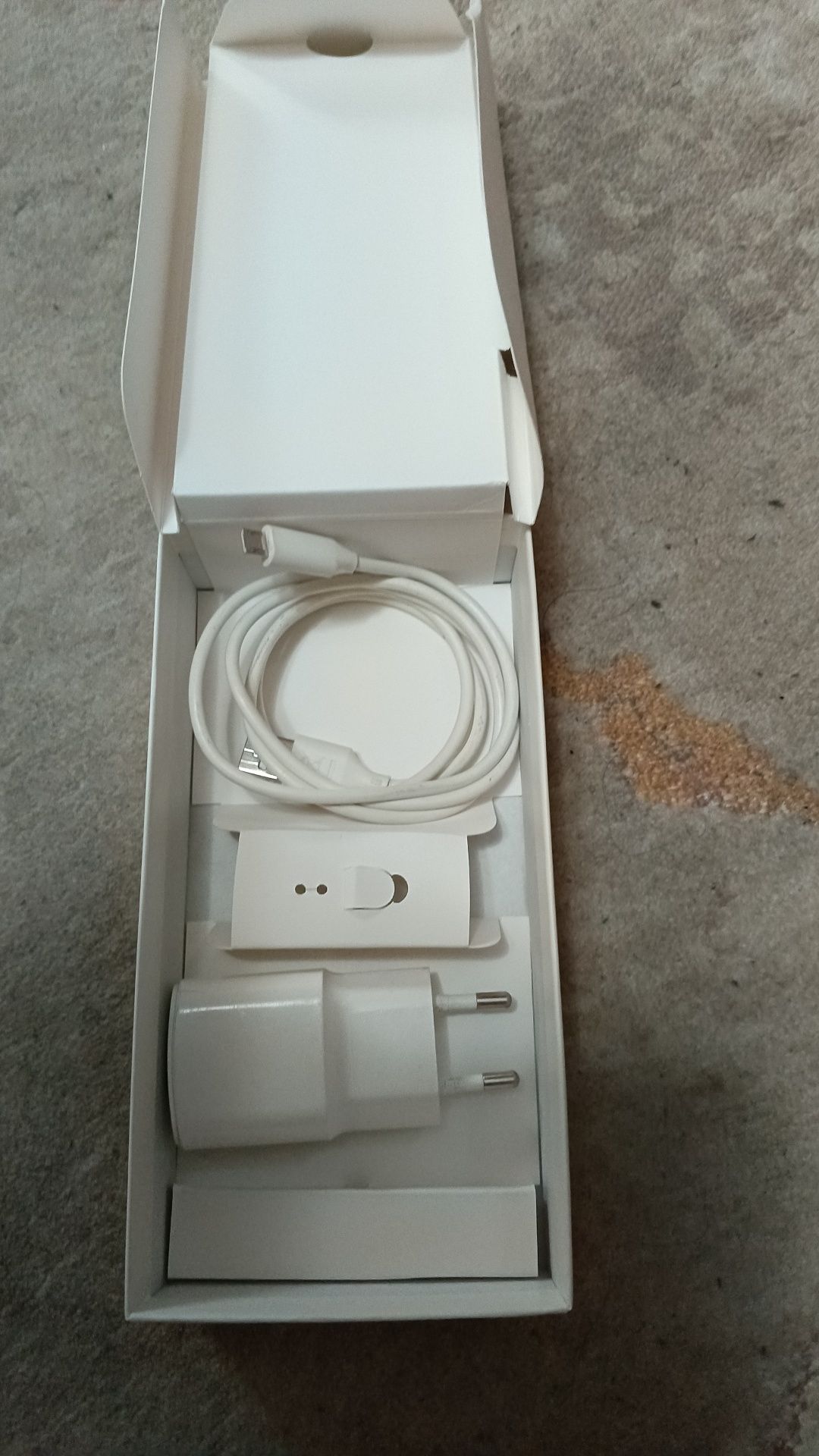 Смартфон Tecno Spark 8c. В отличном состоянии. Б.у