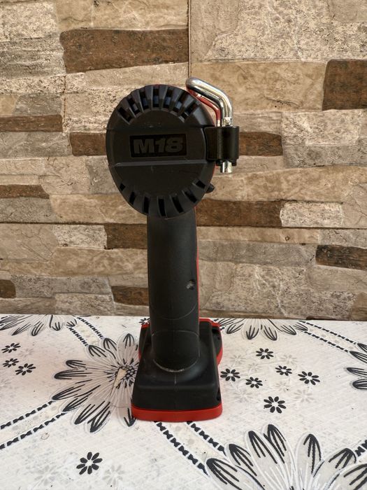 Акумулаторен пистолет за горещ въздух MILWAUKEE M18 BHG-0