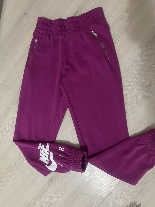 Vand pantloni nike XS-S