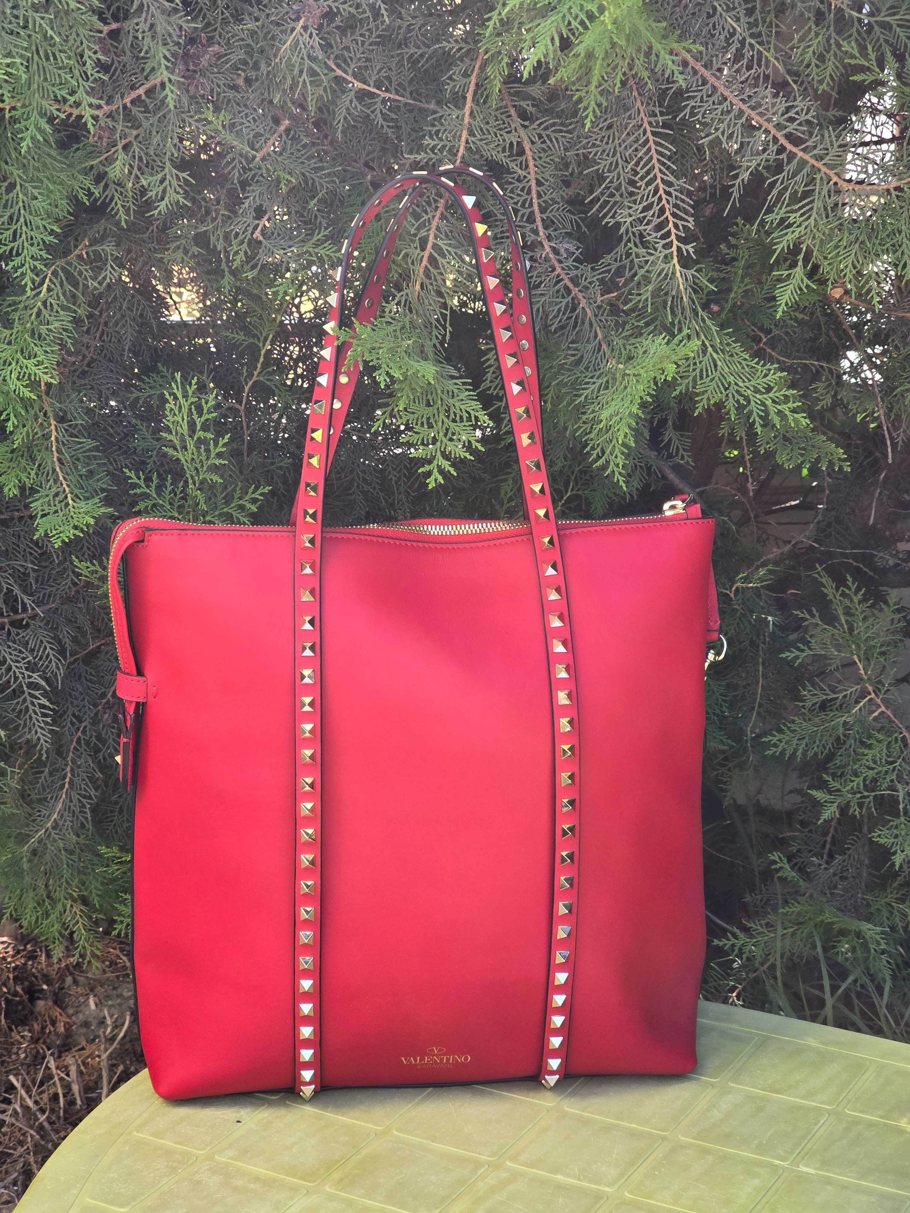Valentino Garavani Rockstud оригинална дамска чанта