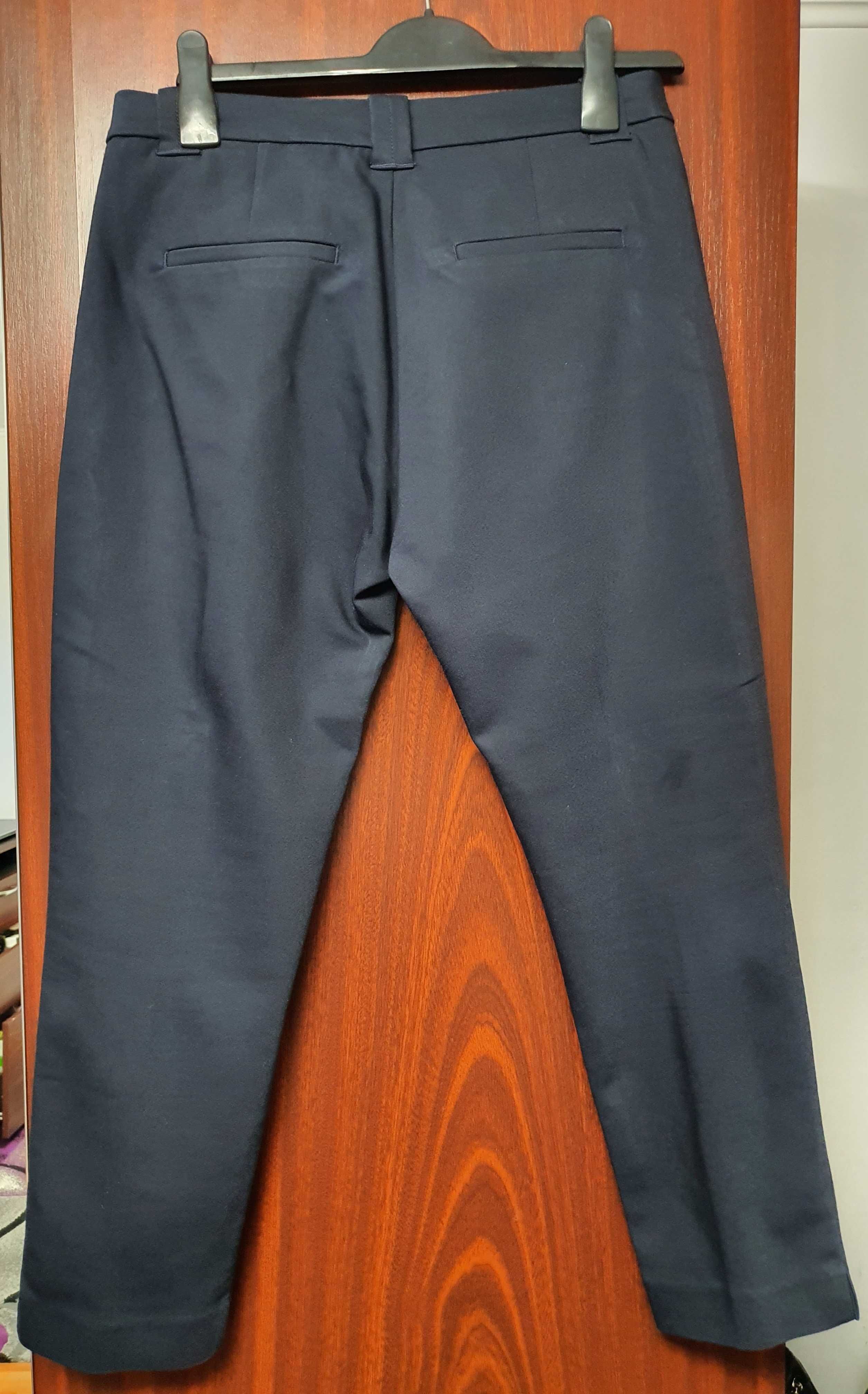 Pantaloni eleganti Bershka 40, bleumarin, ca noi