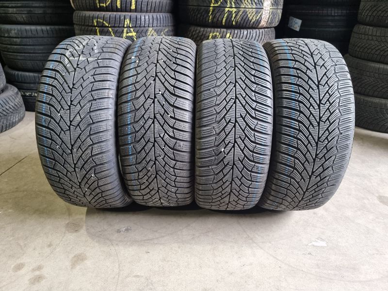 235/45/18 KUMHO 4бр