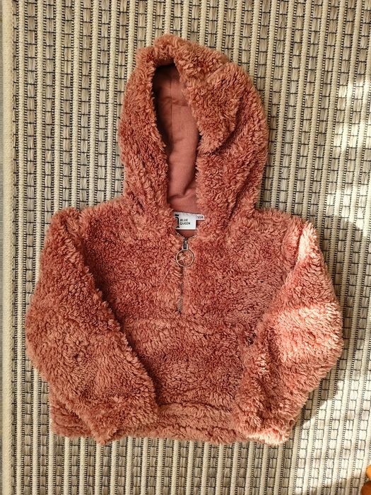 Hanorac pufos Blues Queen măr.104