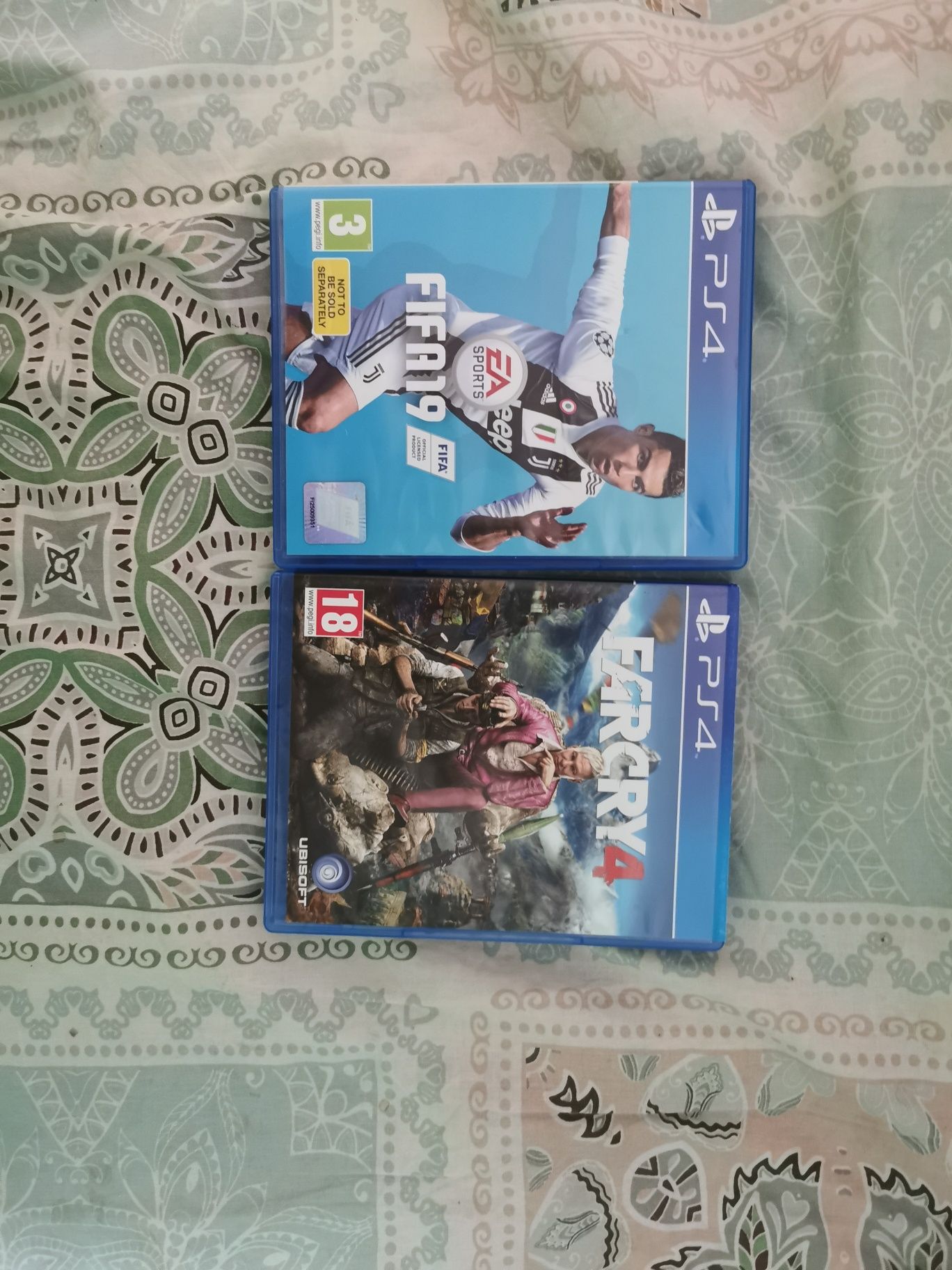 PS. 4 1T cu 2 jocuri far cry 4 și FIFA 2019