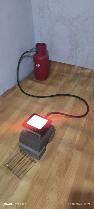 Продам газовый обогреватель новый