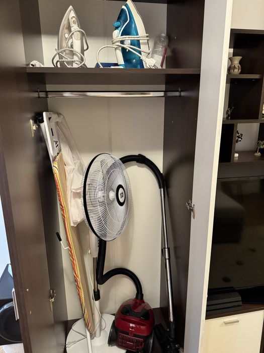Vand mobila living/sufragerie Staer