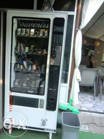 продава вендинг машини/автомати за сухи продукти