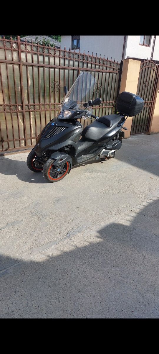 Vand Piaggio Mp3 Yourban L5e triciclu