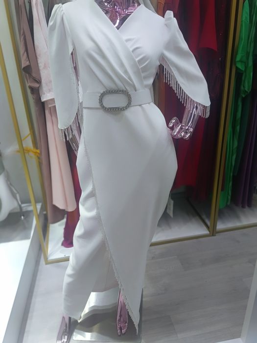 Продаю платье. Элегантное