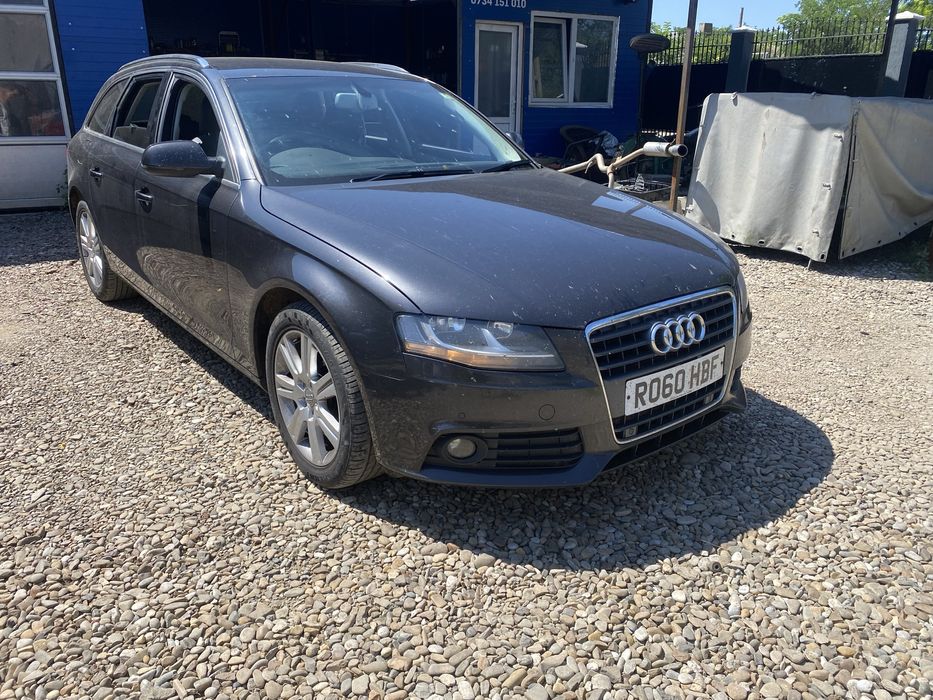 Dezmembrez audi a4 b8 2010