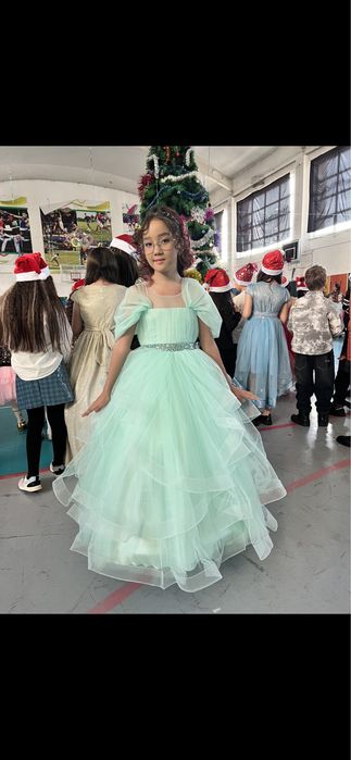 Платье на девочку 9-10 лет