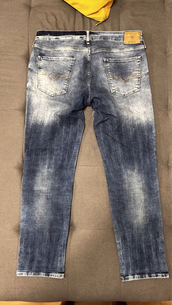 Оригинални мъжки дънки Guess