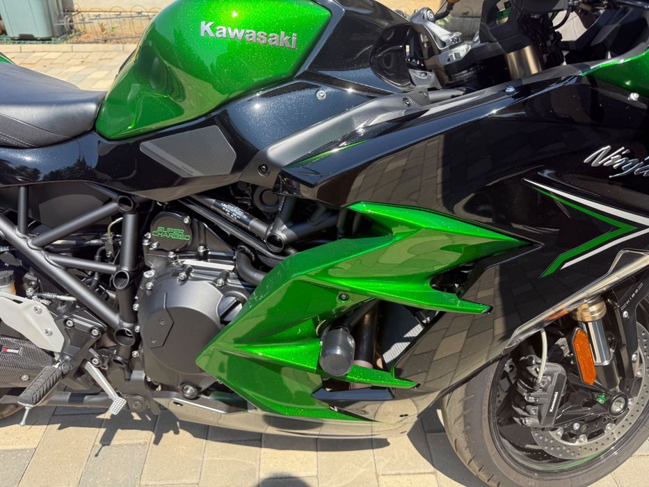 Kawasaki Ninja H2 SX 2022, 6400km